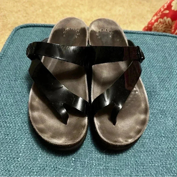 Mephisto Size 41 (Size 11) Black Patent Sandals - Picture 1 of 6